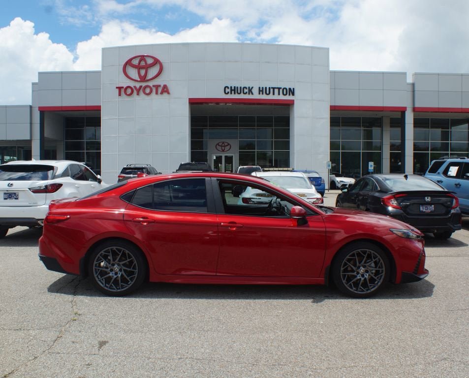 Used 2025 Toyota Camry SE