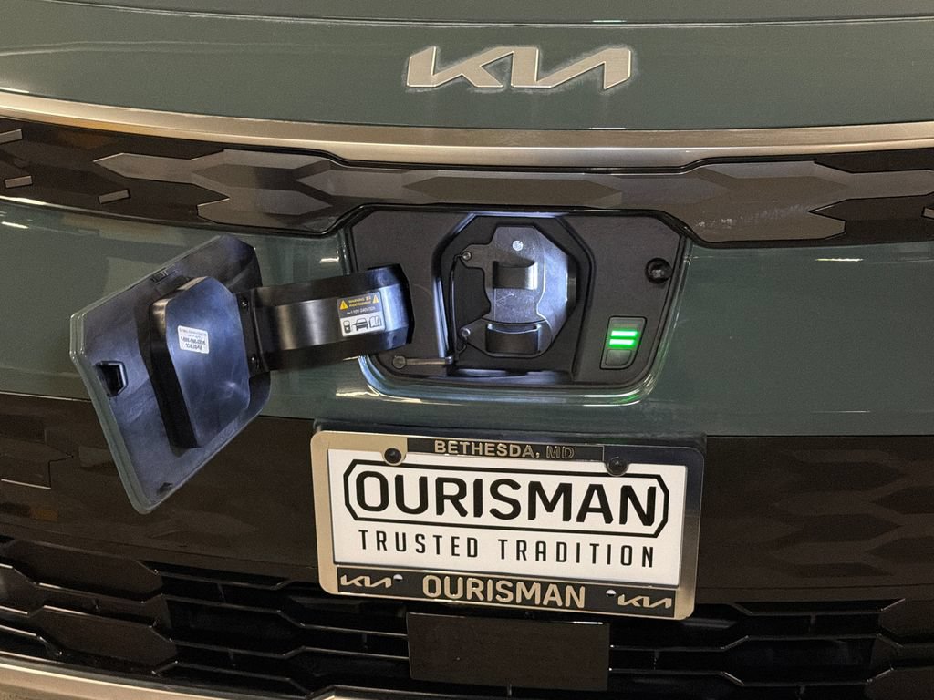 Certified 2024 Kia Niro Wind FWD image 12