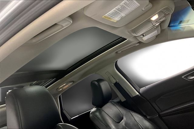 Used 2020 Ford Edge Titanium w/ Equipment Group 301A image 4