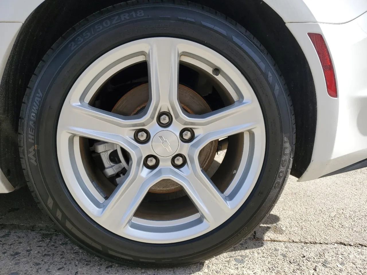 Used 2020 Chevrolet Camaro LT RWD image 44