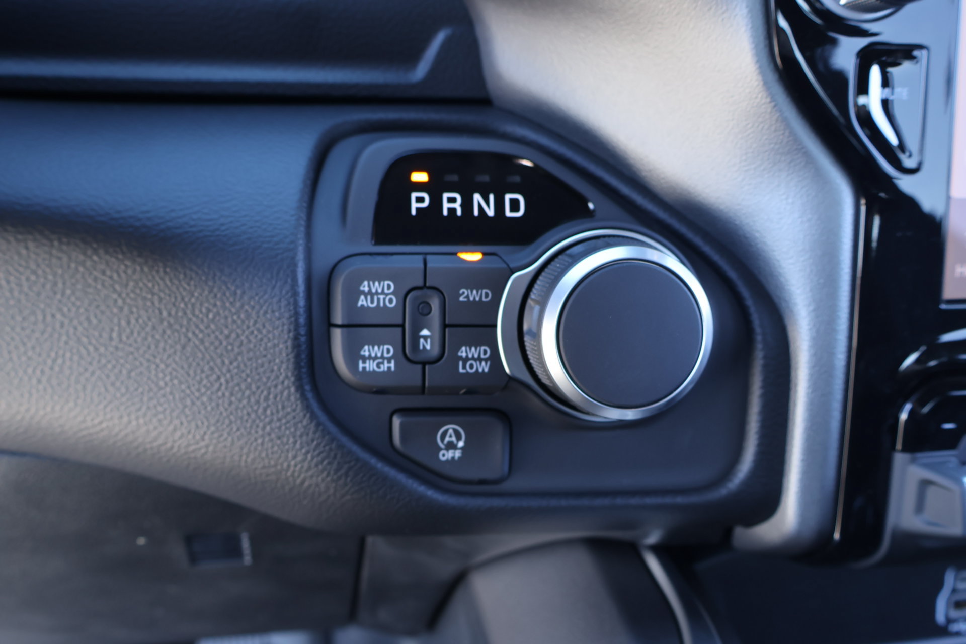 New 2026 RAM 1500 Big Horn AWD/4WD image 9