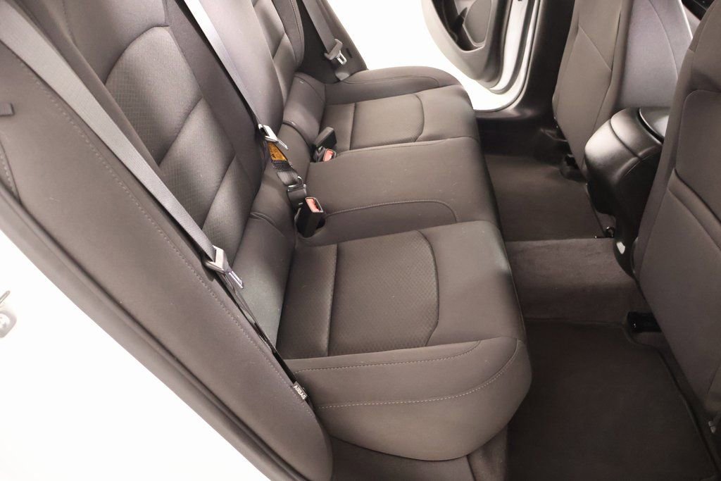 Used 2025 Chevrolet Malibu LS image 13