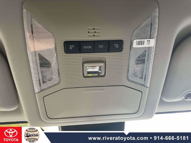 Certified 2024 Toyota RAV4 LE AWD/4WD image 30