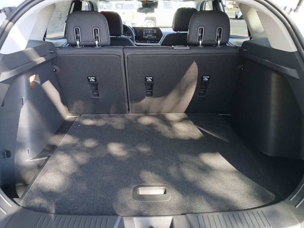 New 2026 Chevrolet Trax LS w/ LS Convenience Package image 19