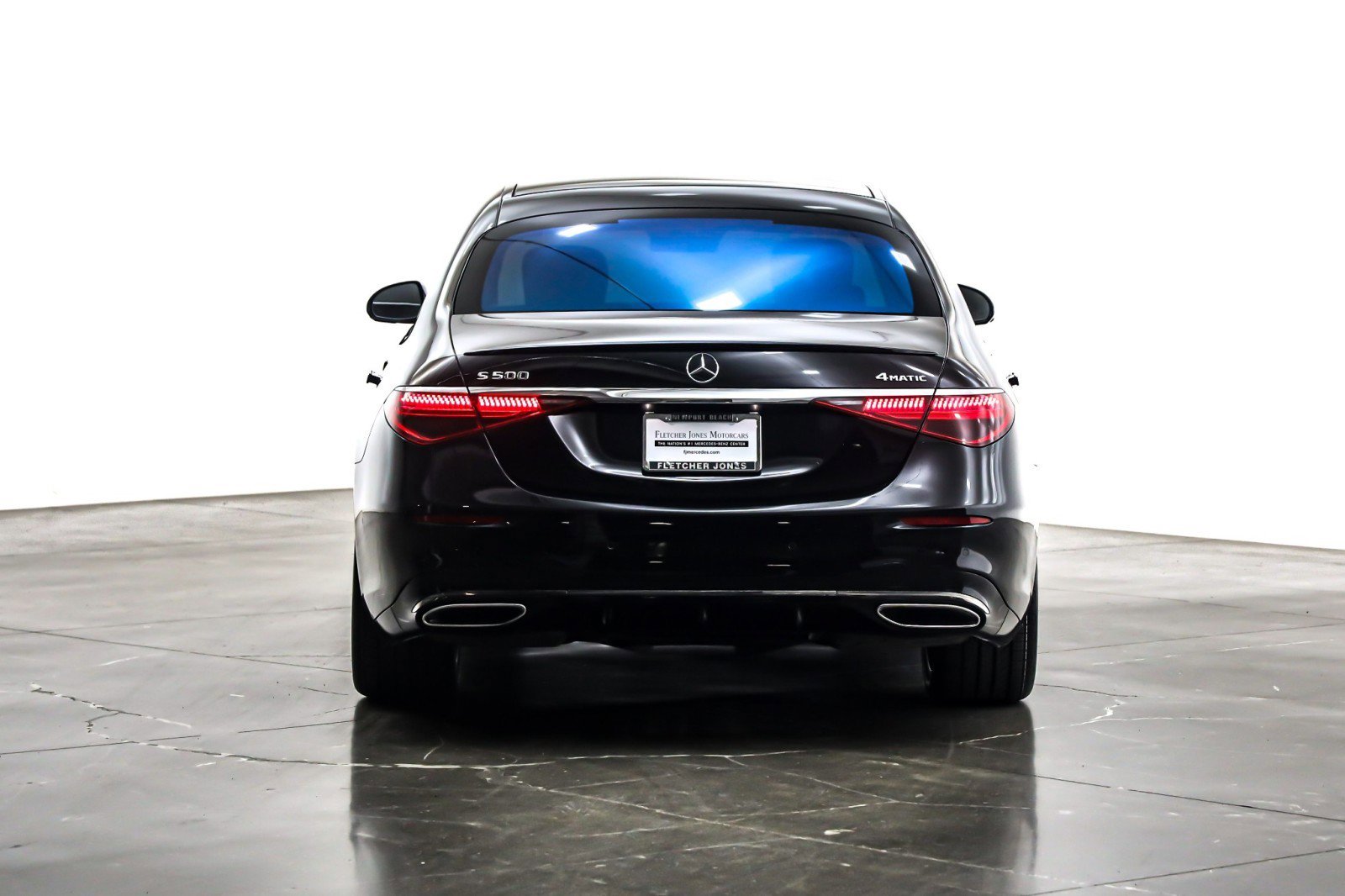 Used 2023 Mercedes-Benz S 500 4MATIC image 4