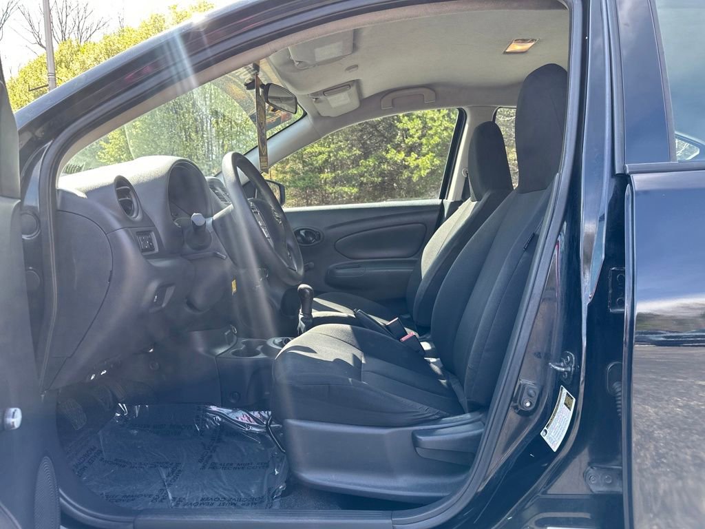 Used 2017 Nissan Versa S image 11