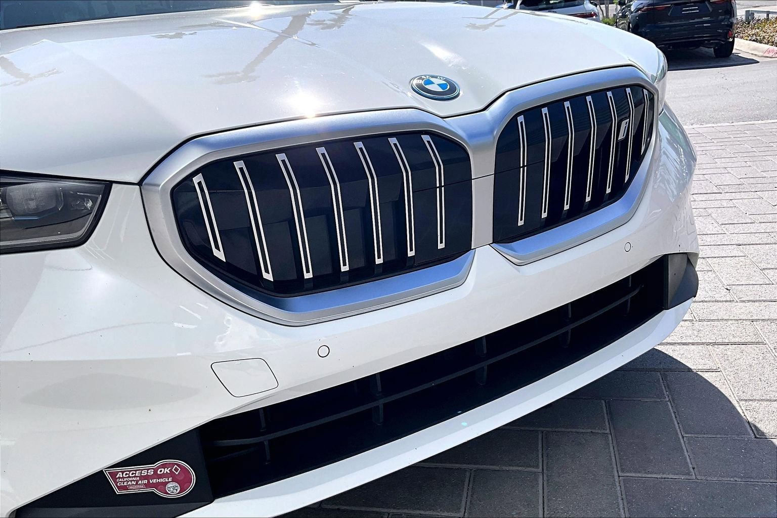 Used 2024 BMW i5 eDrive40i w/ M Sport Package image 29