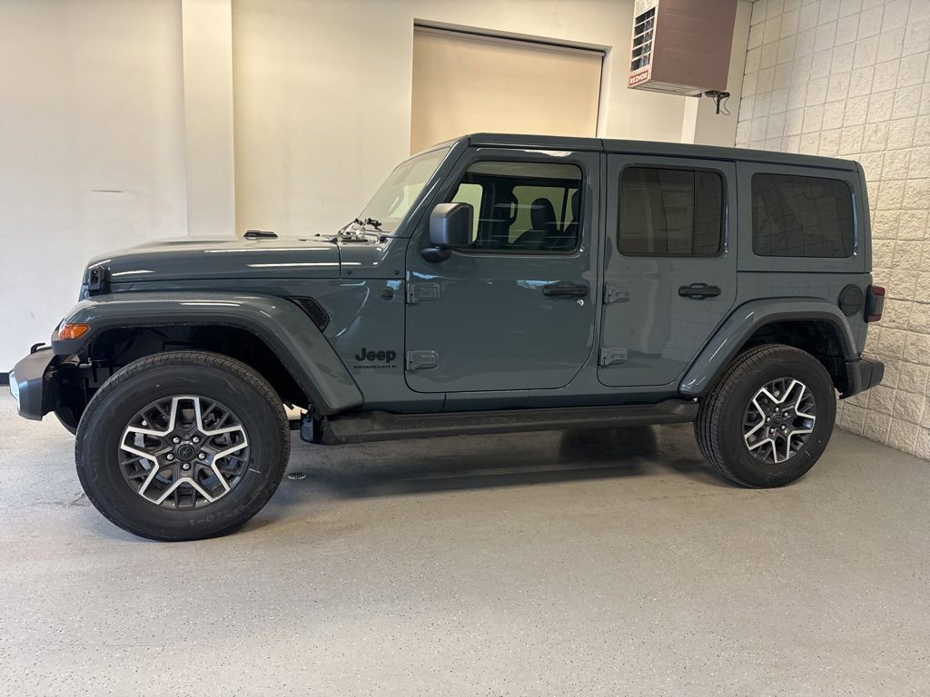 New 2026 Jeep Wrangler Unlimited Sahara AWD/4WD image 14