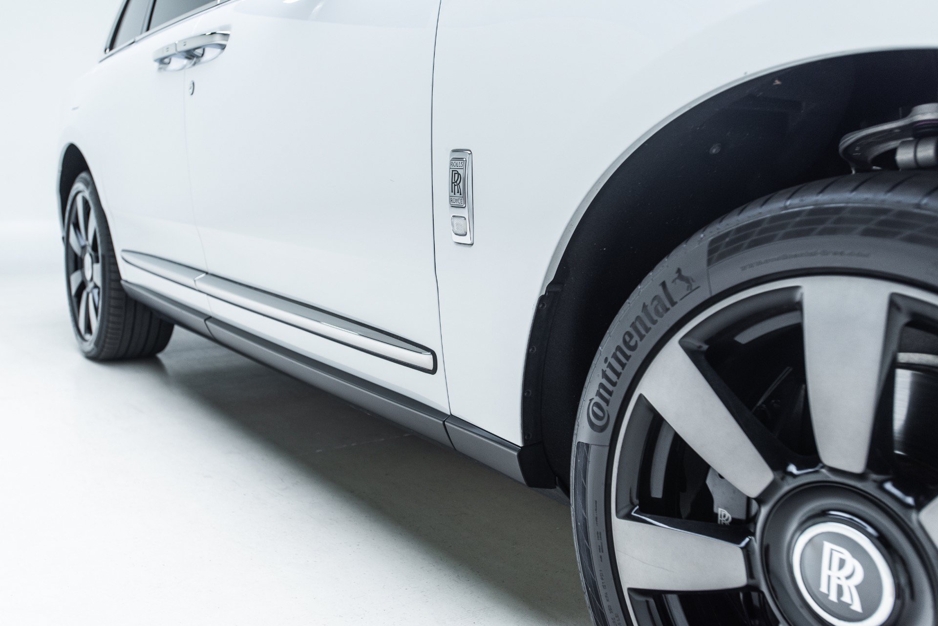 Used 2019 Rolls-Royce Cullinan AWD/4WD image 42