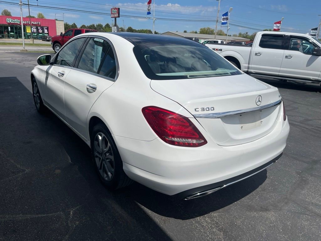 Used 2015 Mercedes-Benz C 300 4MATIC Sedan image 5