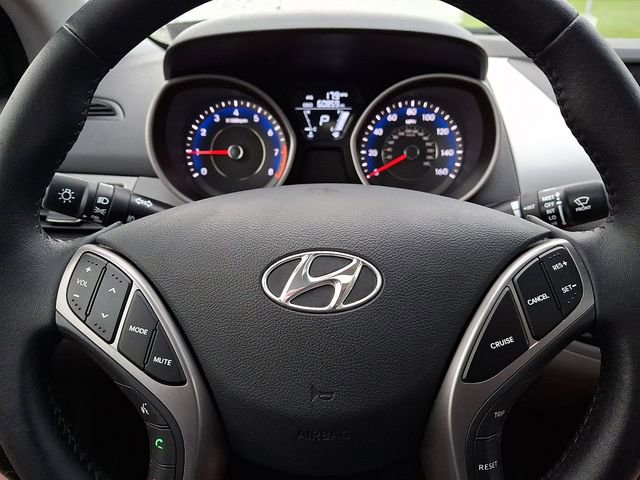 Used 2013 Hyundai Elantra Limited FWD image 20