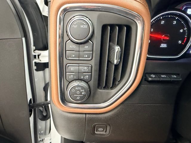 Certified 2022 Chevrolet Silverado 2500 High Country w/ Z71 Off-Road Package AWD/4WD image 19
