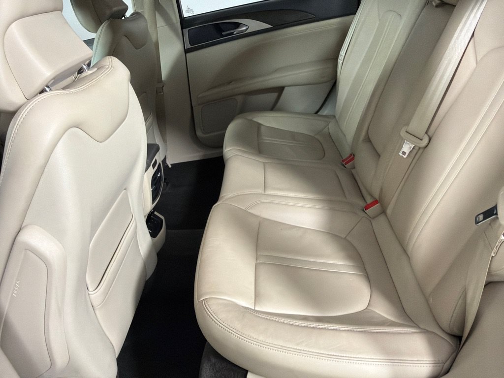 Used 2017 Lincoln MKZ Select w/ Technology Package FWD image 17