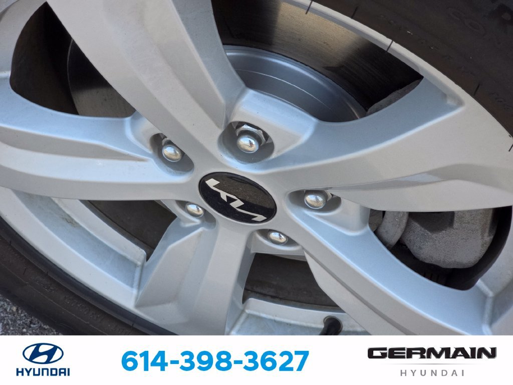 Used 2022 Kia Sorento LX FWD image 13