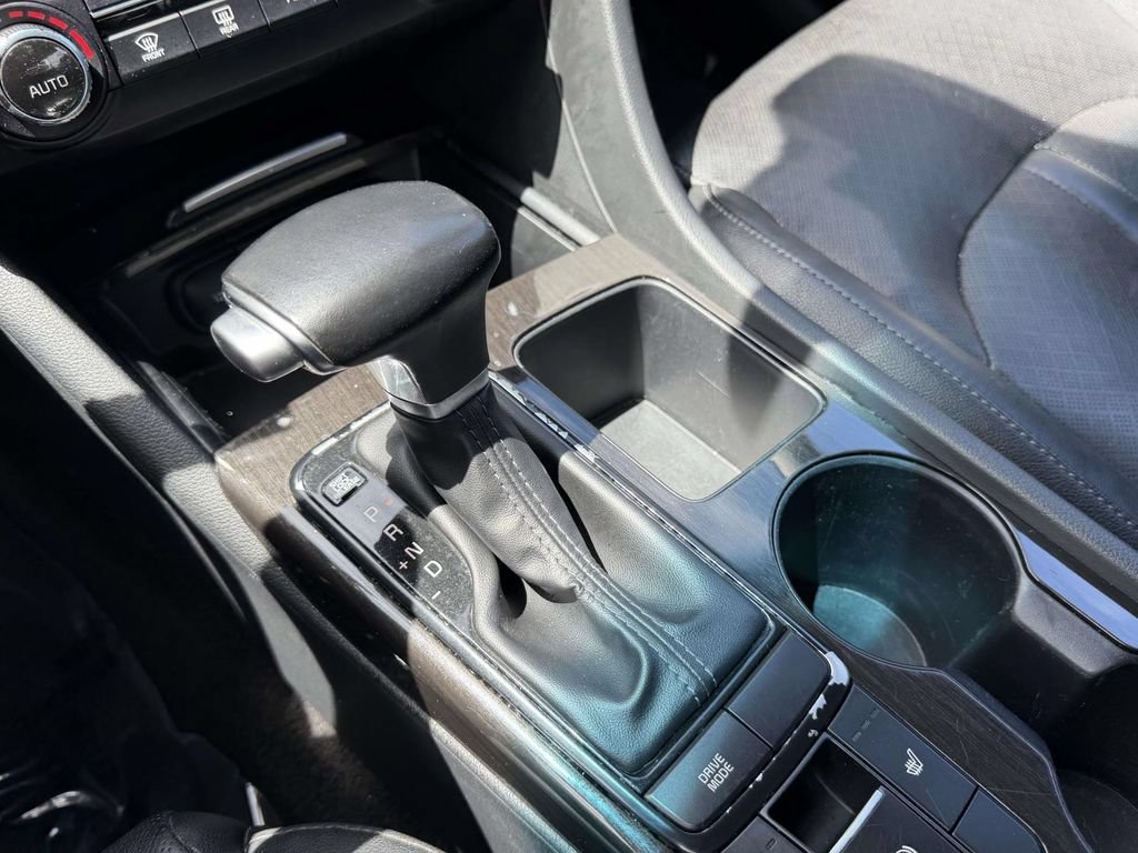 Used 2019 Kia Optima EX FWD image 25