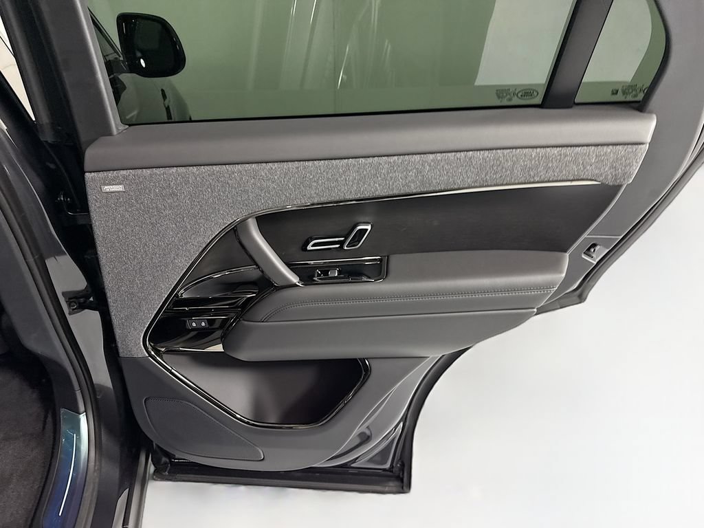New 2026 Land Rover Range Rover Sport Dynamic SE AWD/4WD image 29