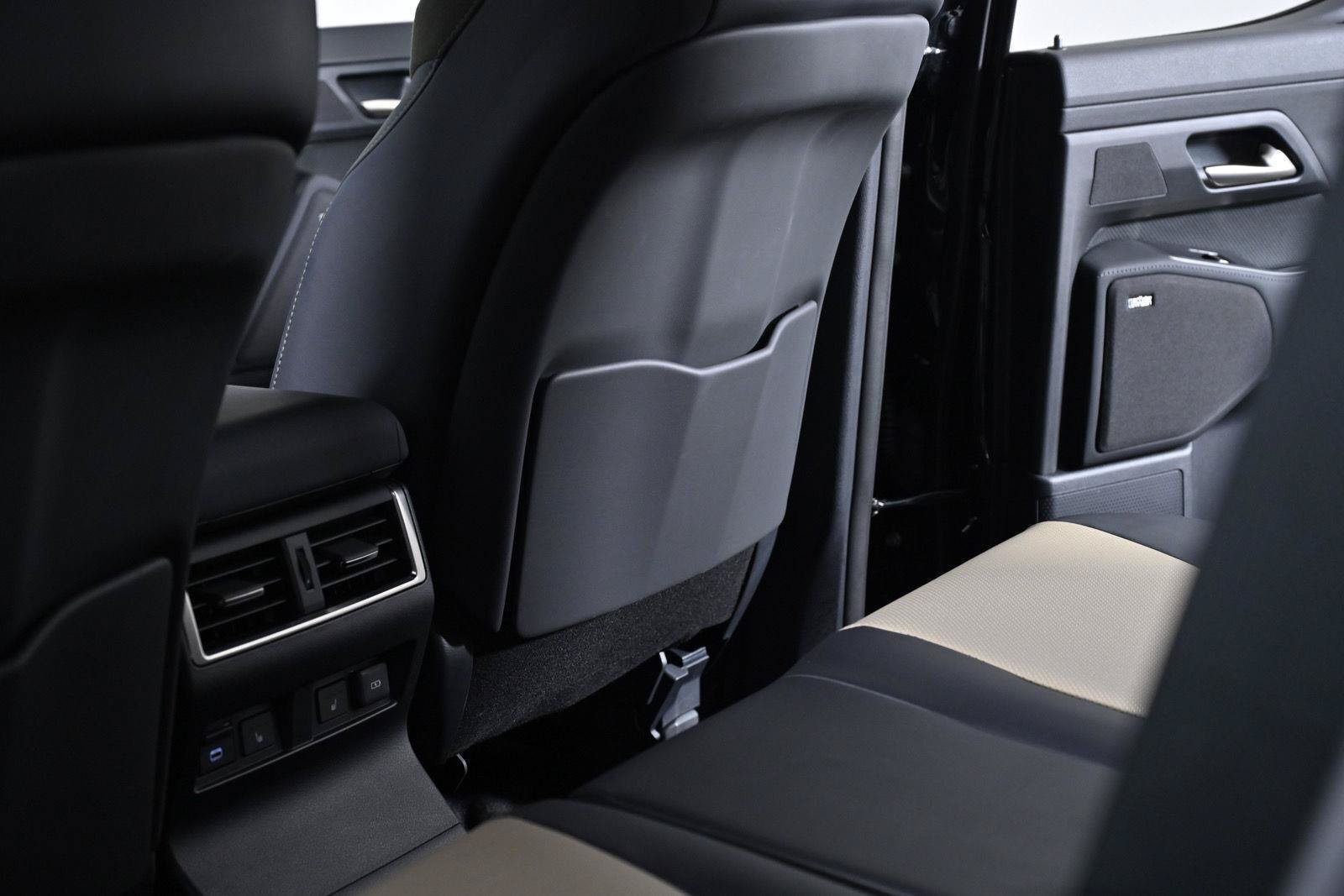 Used 2024 Lexus GX 550 AWD/4WD image 32