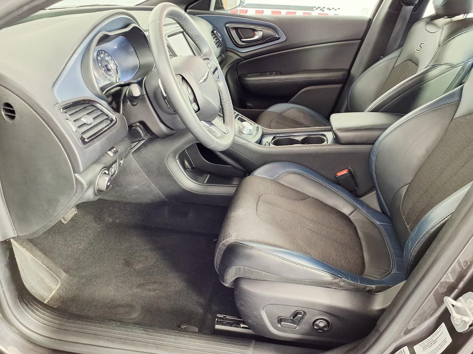 Used 2015 Chrysler 200 S w/ Navigation & Sound Group I image 13