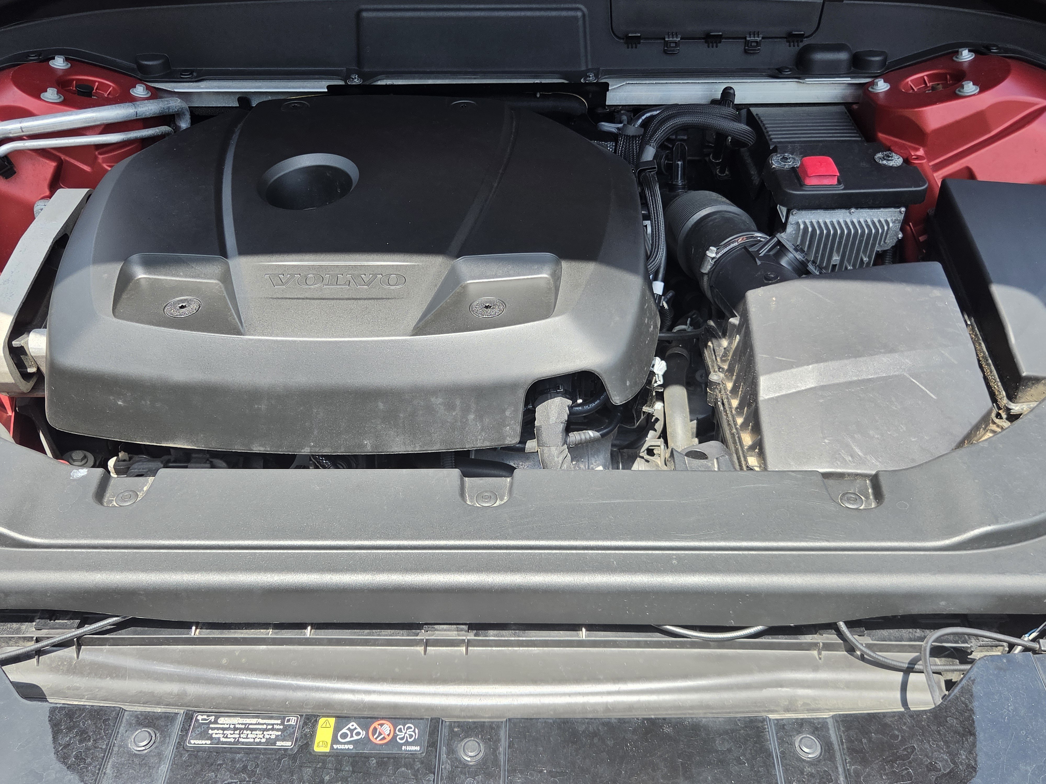 Used 2020 Volvo XC60 T5 Momentum FWD image 9