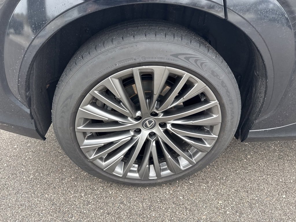 Used 2023 Lexus RZ 450e Premium image 25