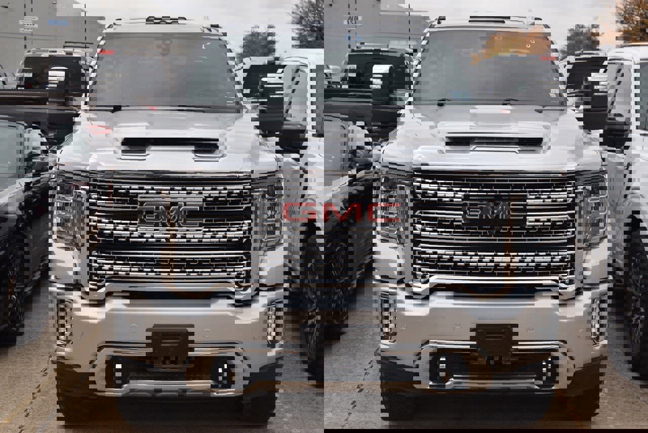 Used 2020 GMC Sierra 2500 Denali w/ Denali Ultimate Package image 3