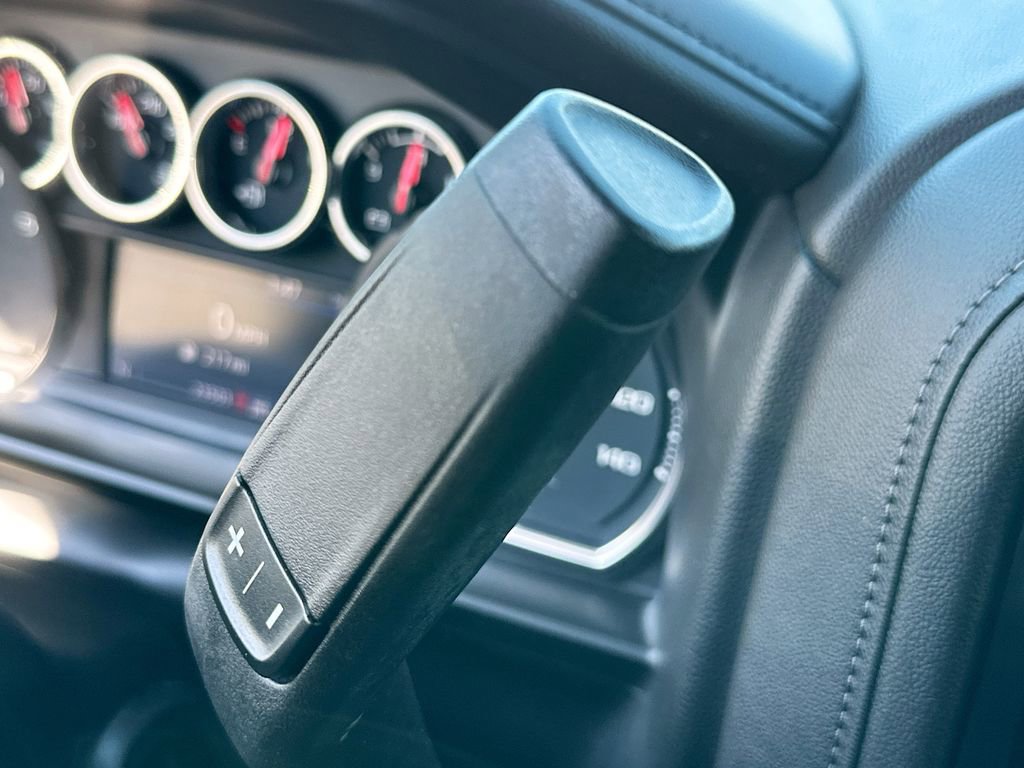 Certified 2022 Chevrolet Silverado 2500 LTZ w/ LTZ Convenience Package image 17