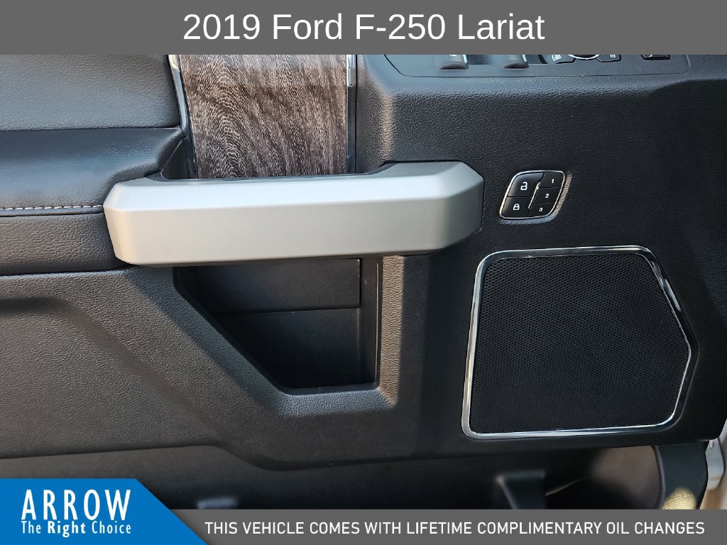 Used 2019 Ford F250 Lariat w/ Lariat Ultimate Package AWD/4WD image 21