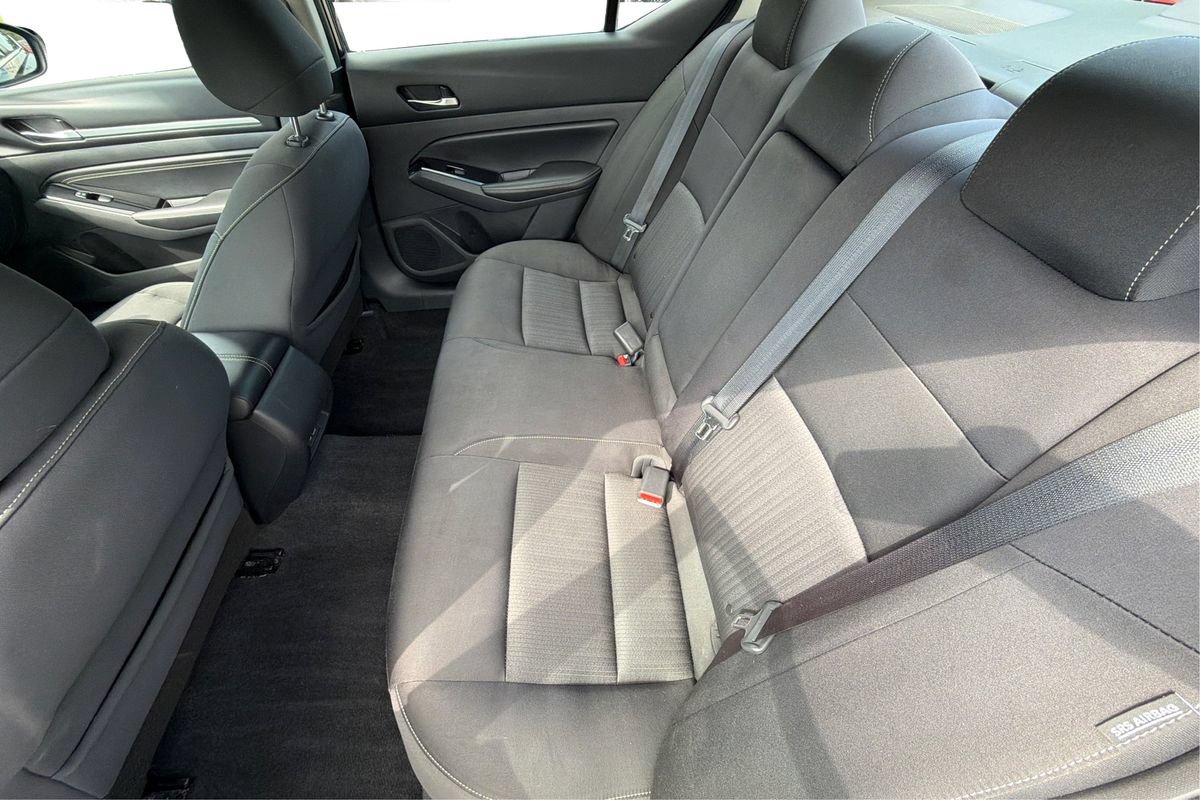 Used 2021 Nissan Altima 2.5 SV FWD image 10