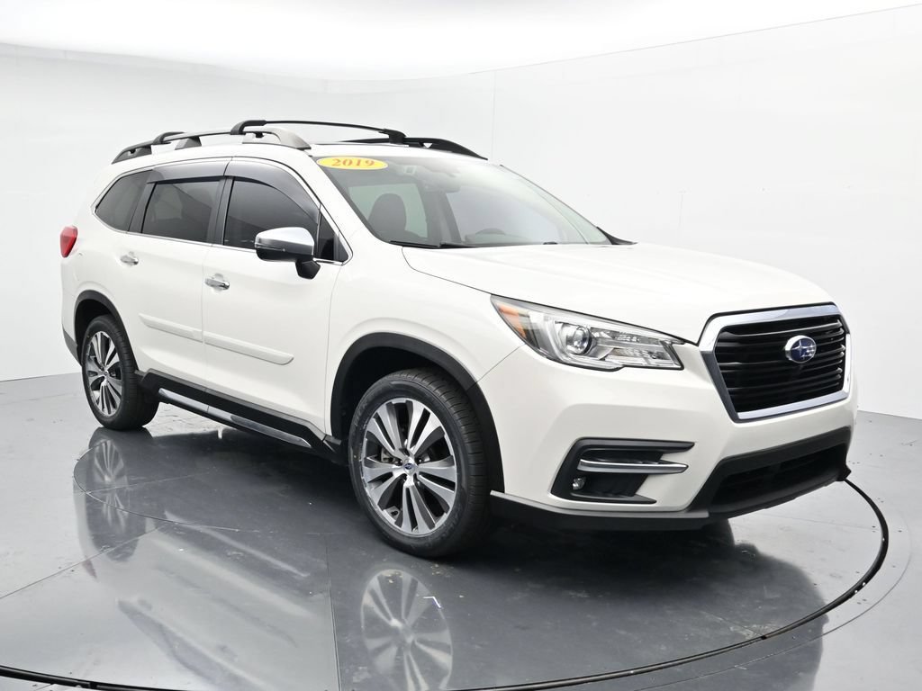 Used 2019 Subaru Ascent Touring AWD/4WD image 2