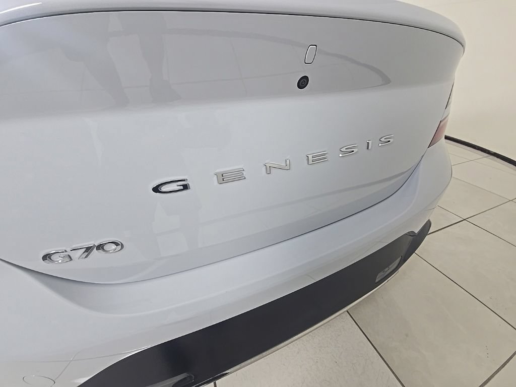 Used 2023 Genesis G70 2.0T RWD image 28