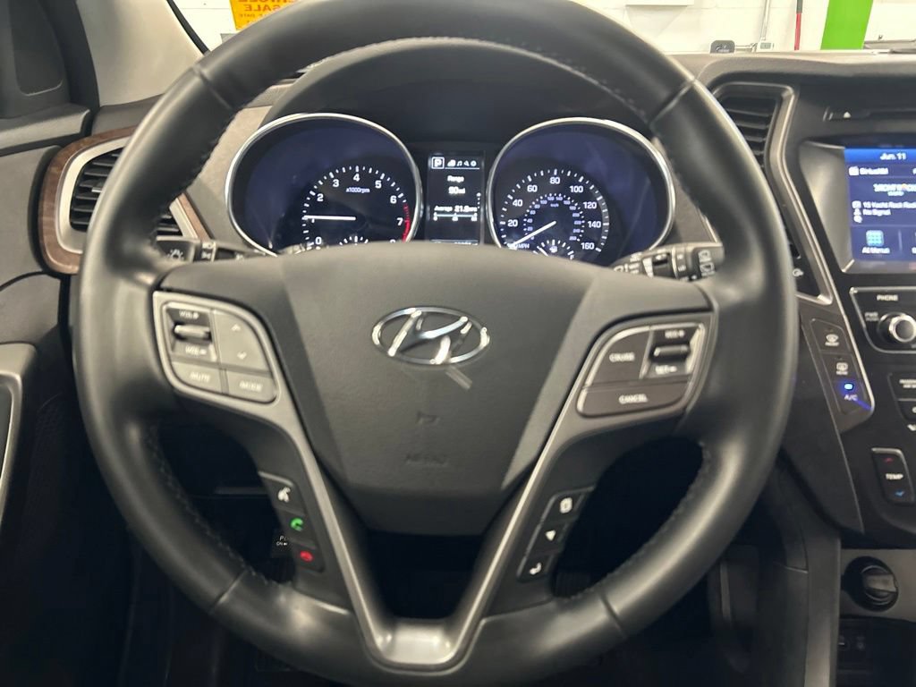 Used 2019 Hyundai Santa Fe XL SE w/ SE Premium Package 02 AWD/4WD image 12