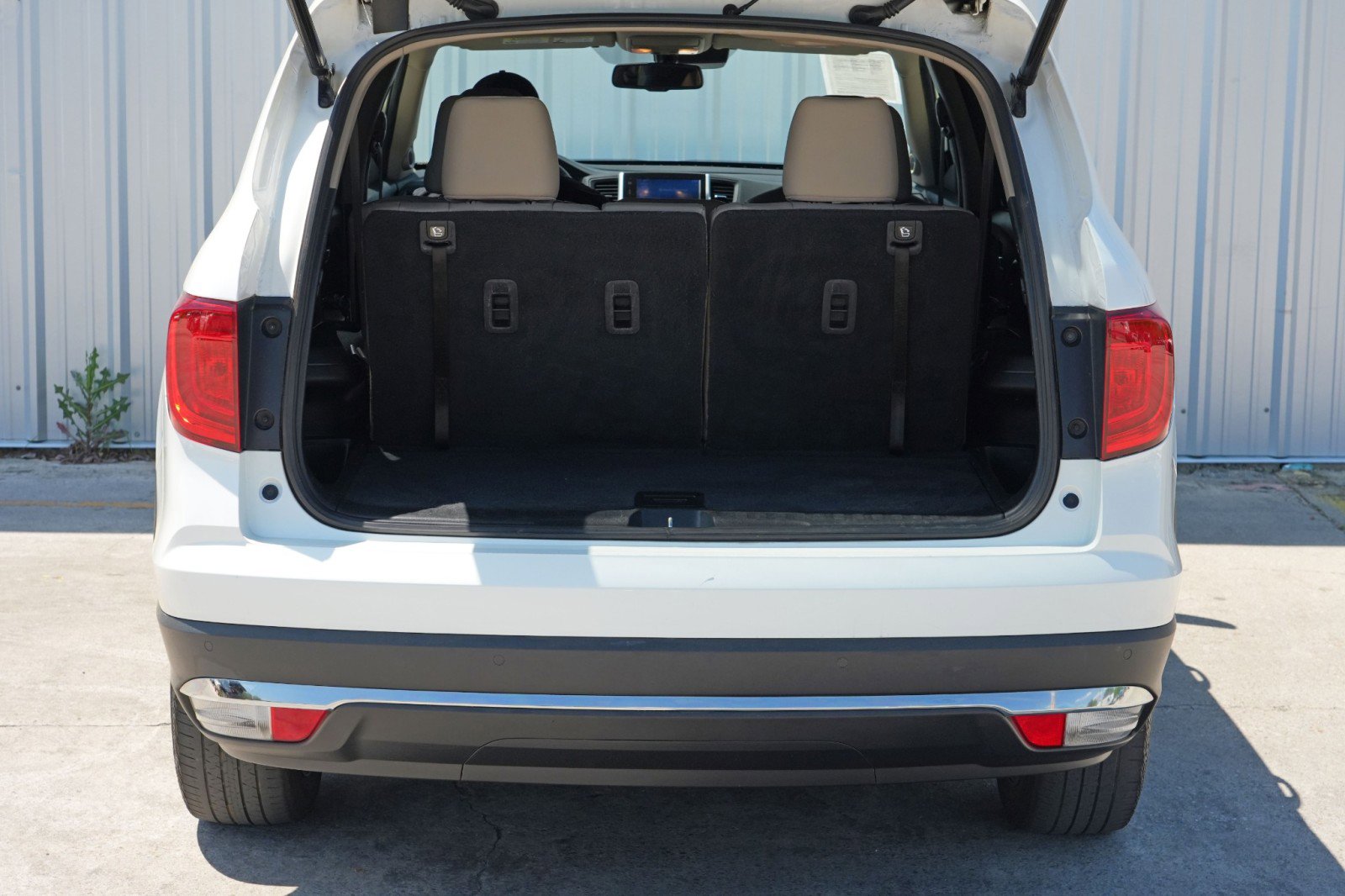 Used 2016 Honda Pilot Touring image 9