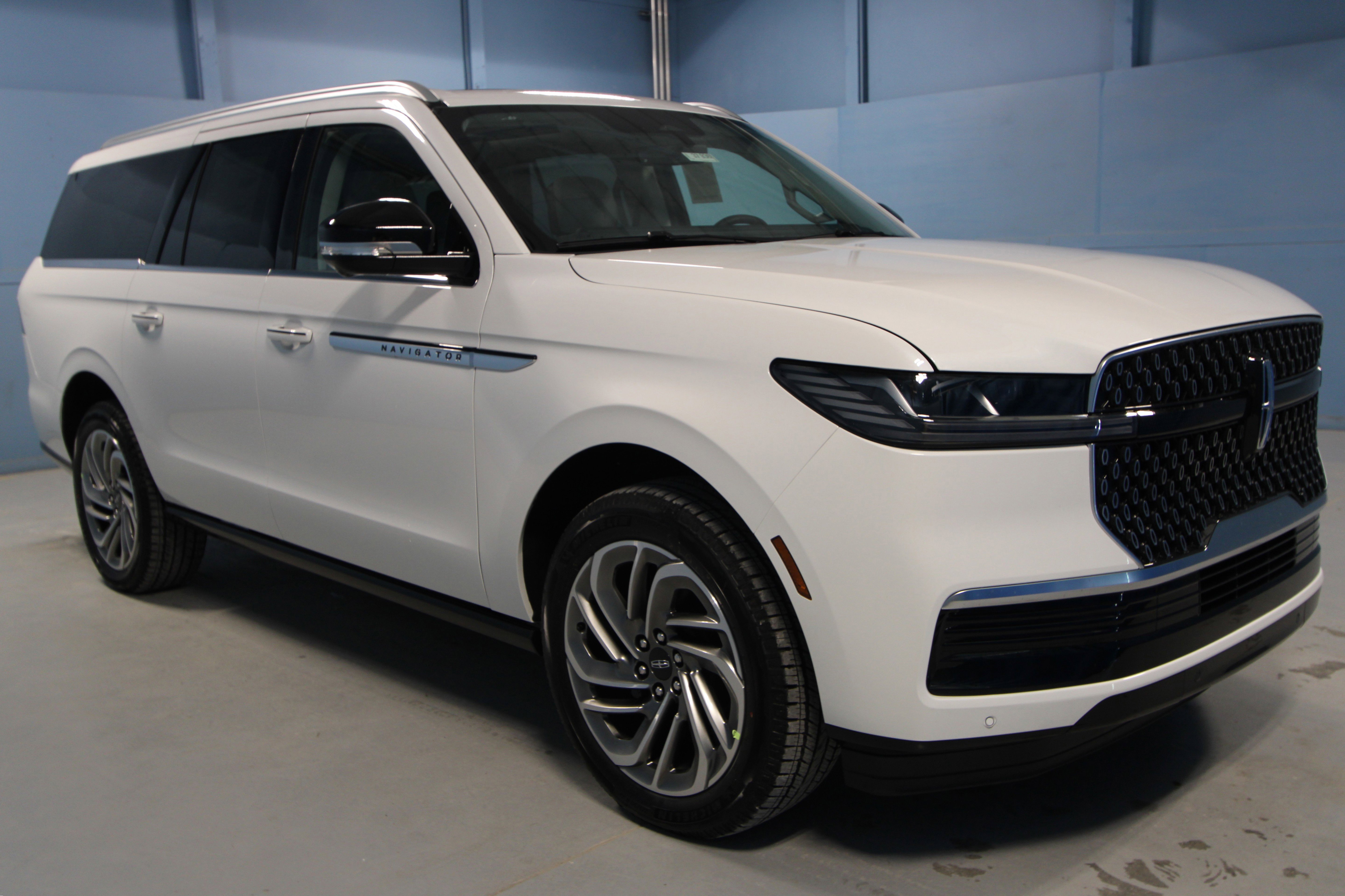 New 2026 Lincoln Navigator L Reserve