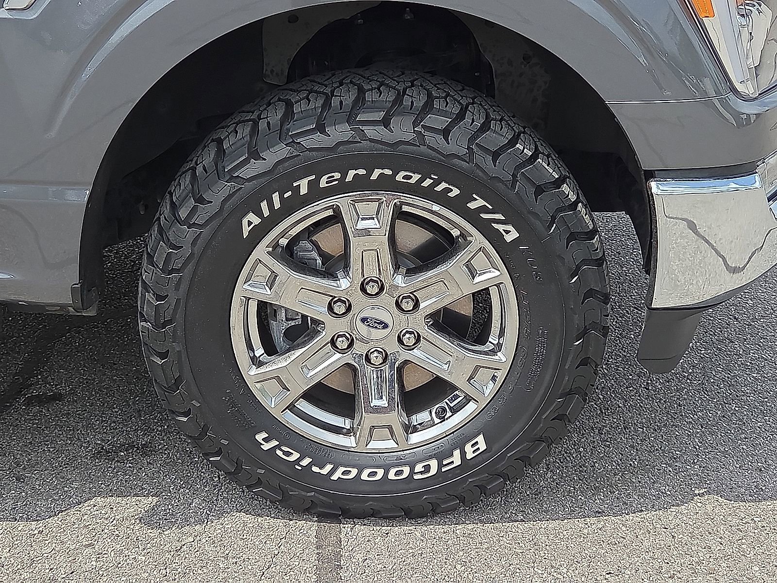 Used 2023 Ford F150 Lariat AWD/4WD image 7