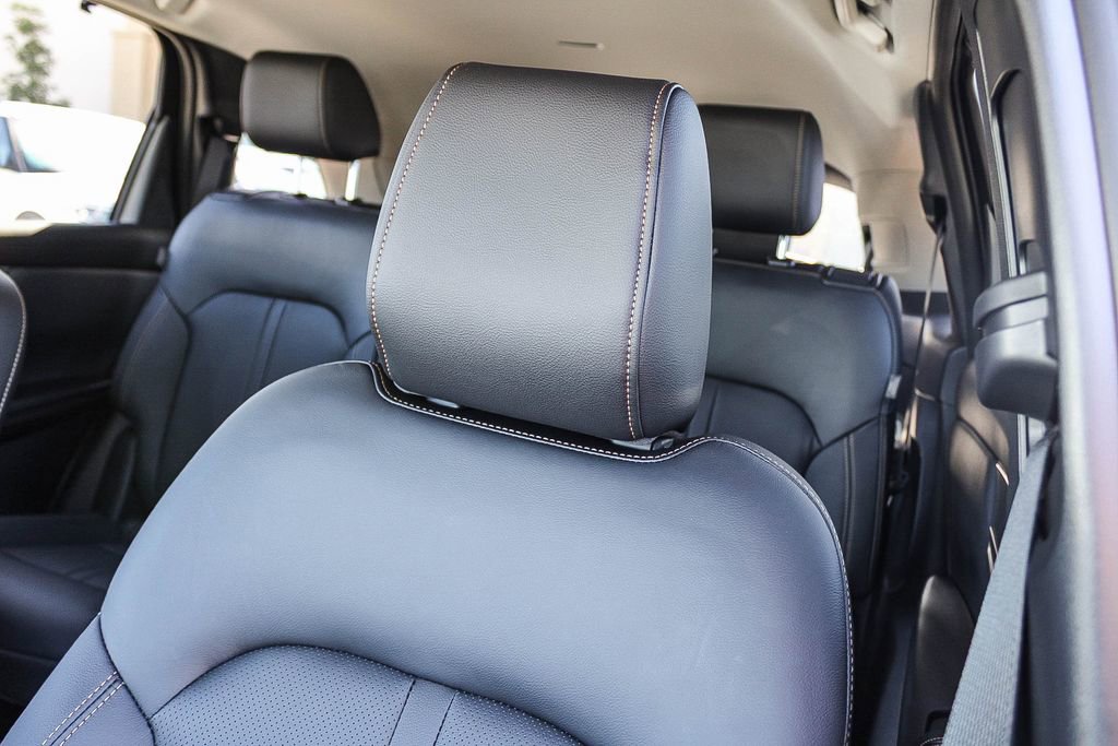 New 2026 MAZDA CX-90 Plug-In Hybrid w/ Preferred image 26