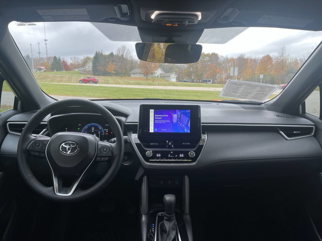 Used 2024 Toyota Corolla Cross AWD Hybrid image 13