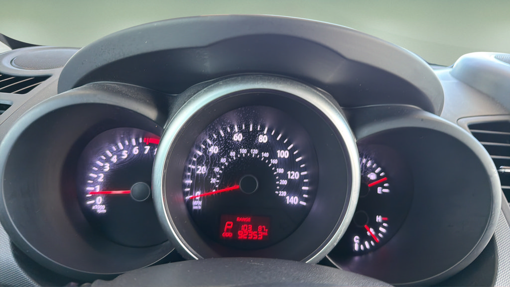 Used 2013 Kia Soul + w/ Audio Pkg FWD image 10