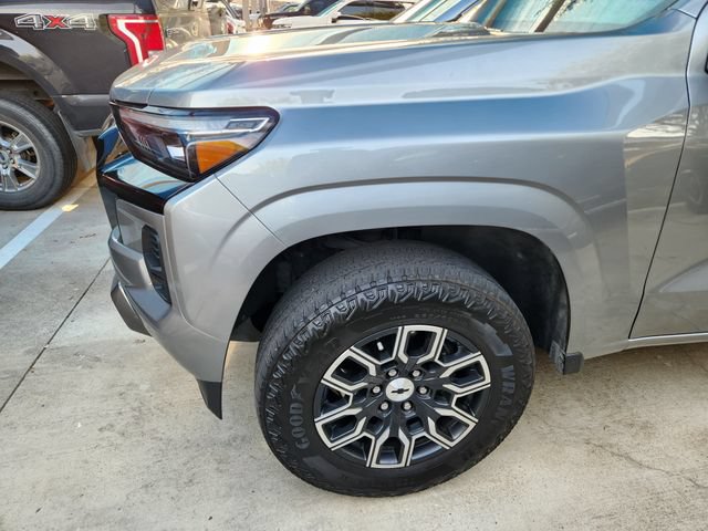 Used 2023 Chevrolet Colorado Z71 w/ Z71 Convenience Package 2 AWD/4WD image 7
