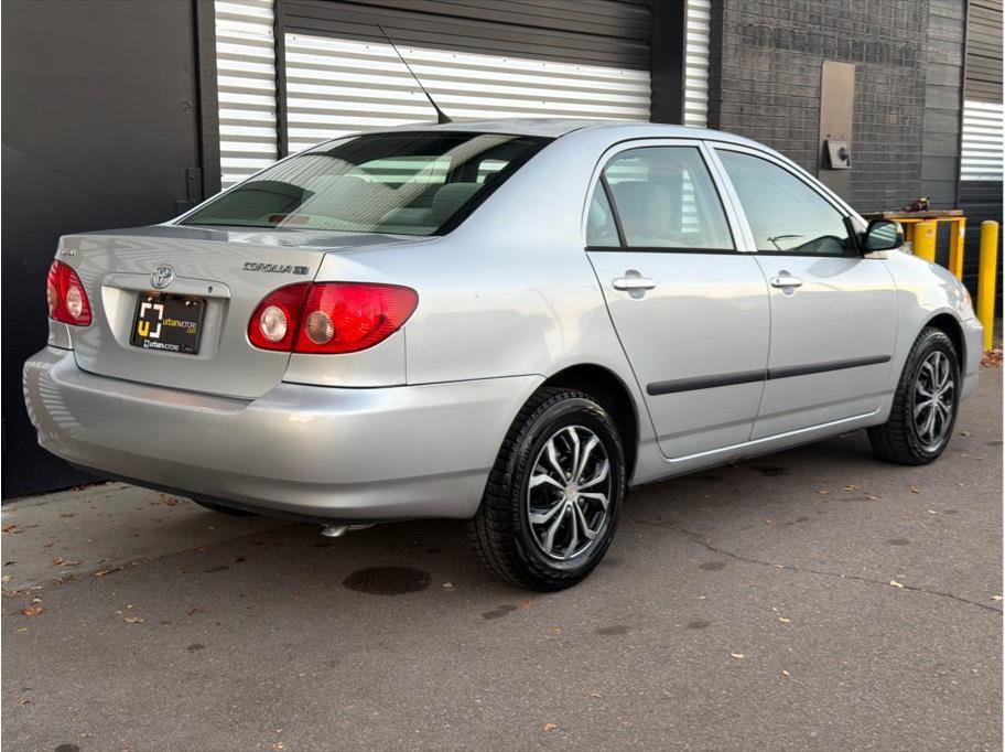 Used 2005 Toyota Corolla CE image 10