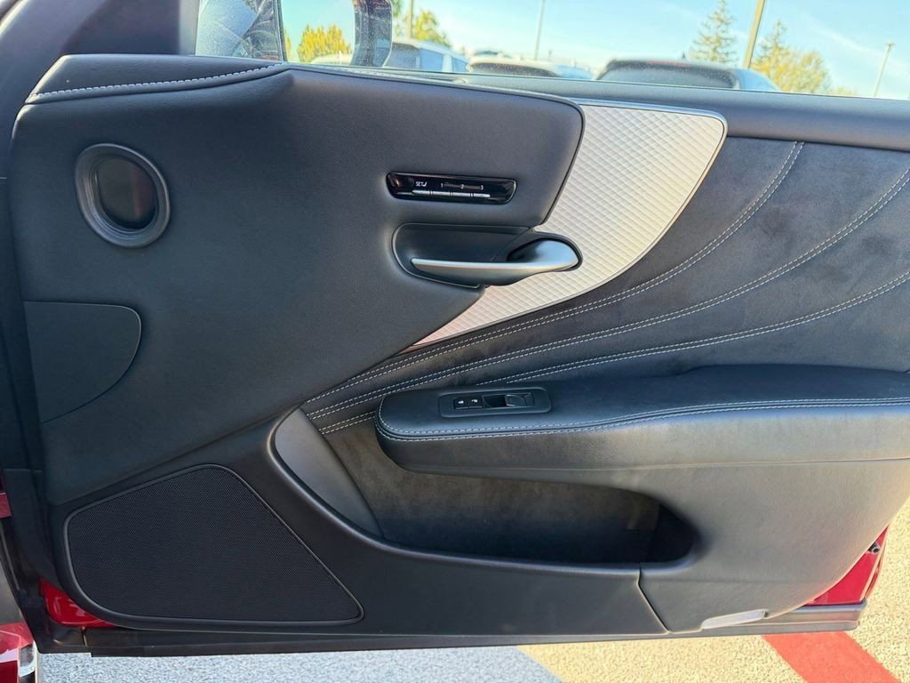 Used 2018 Lexus LS 500 F Sport w/ Performance Package image 27