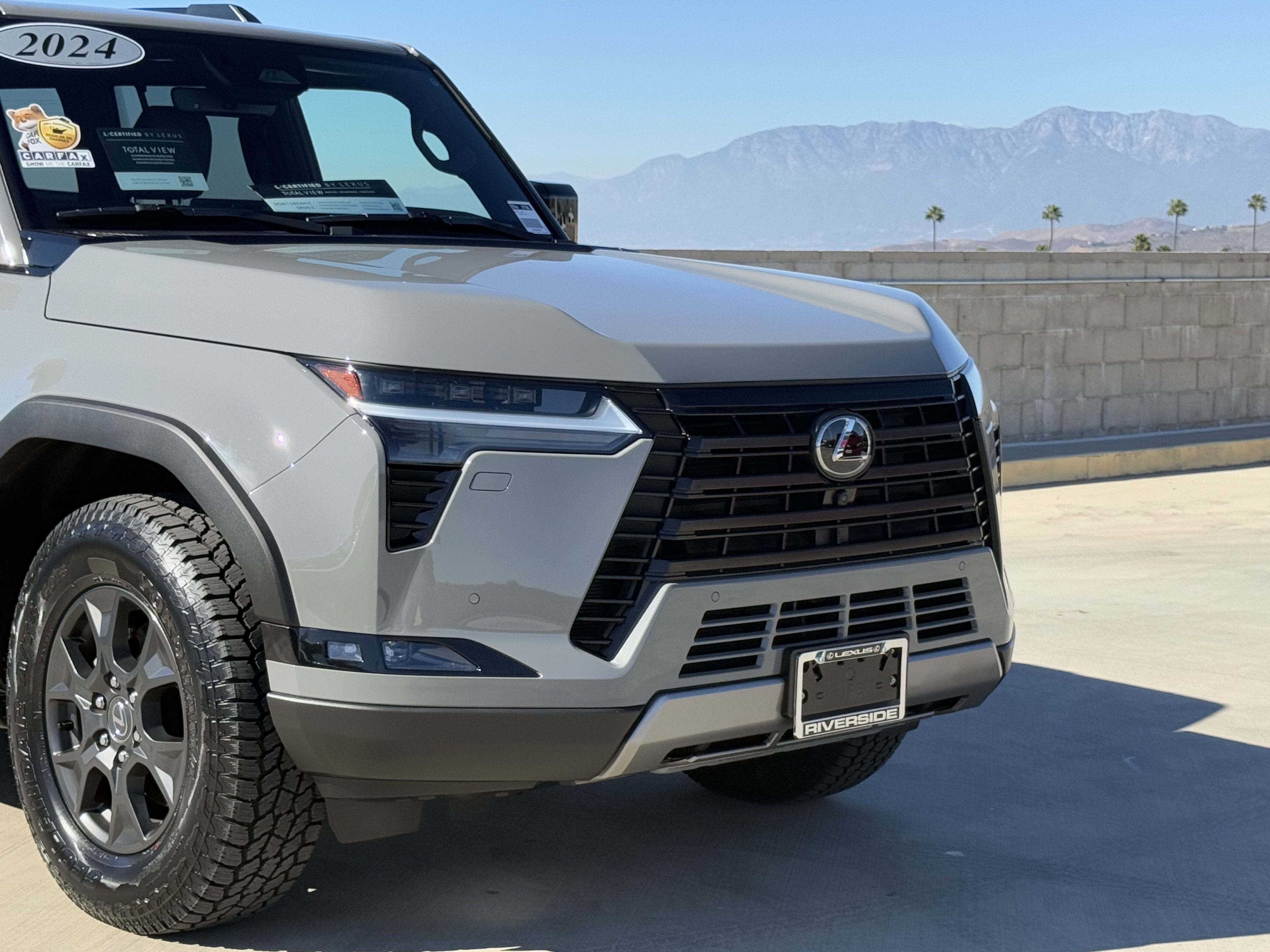 Certified 2024 Lexus GX 550 image 3