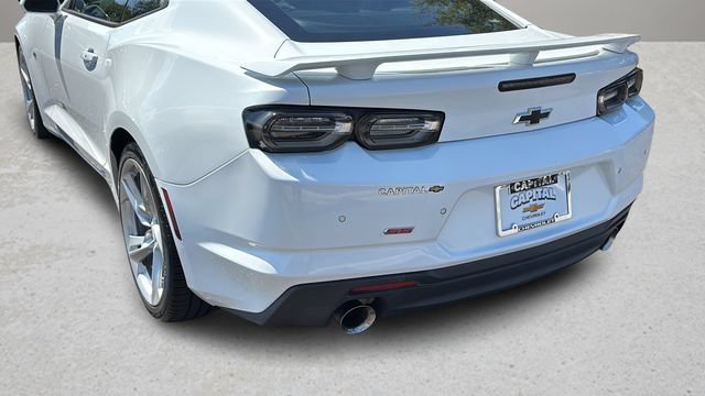 Used 2021 Chevrolet Camaro SS RWD image 40