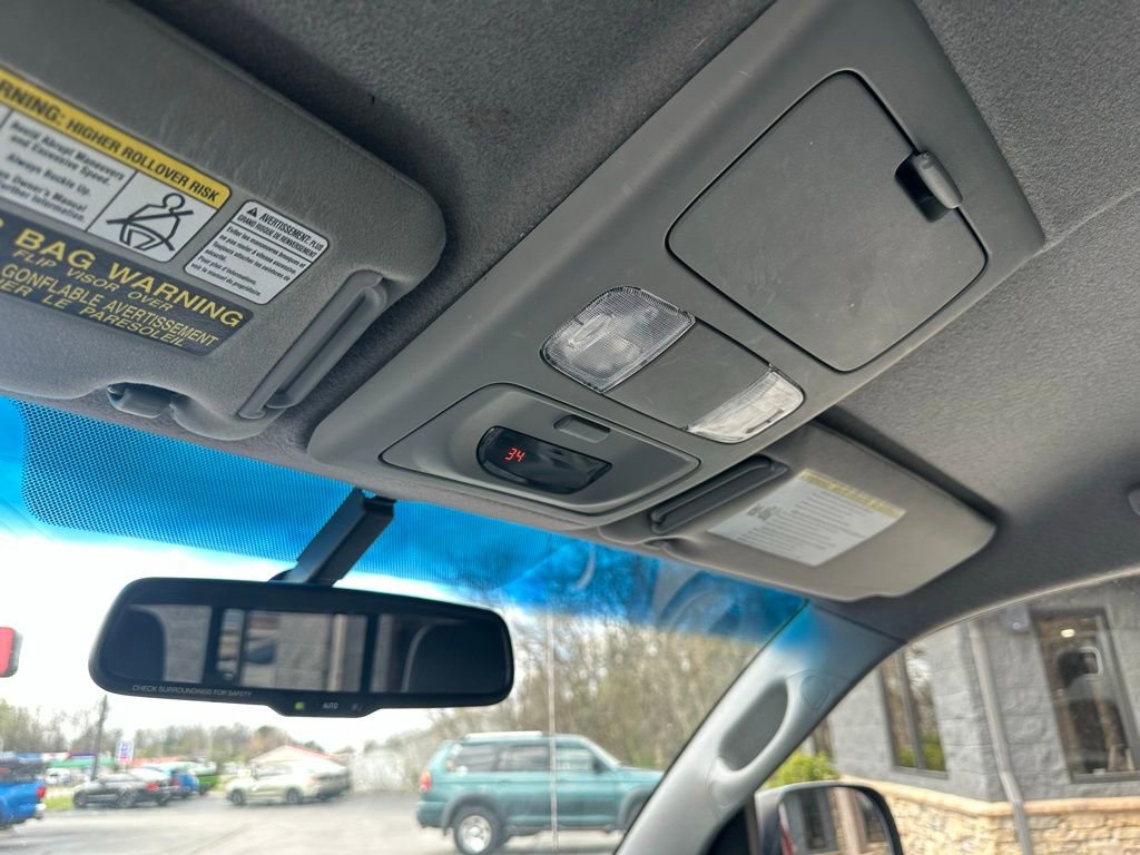 Used 2011 Toyota Tacoma PreRunner w/ TRD Off-Road Pkg RWD image 16