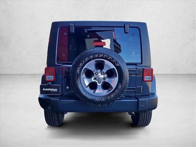 Used 2017 Jeep Wrangler Unlimited Sahara w/ Connectivity Group image 7