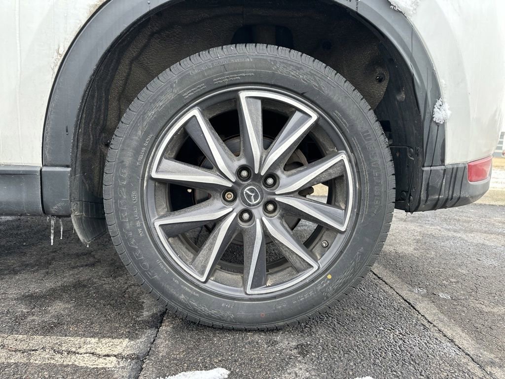 Used 2018 MAZDA CX-5 Touring w/ Preferred Equipment Package image 8