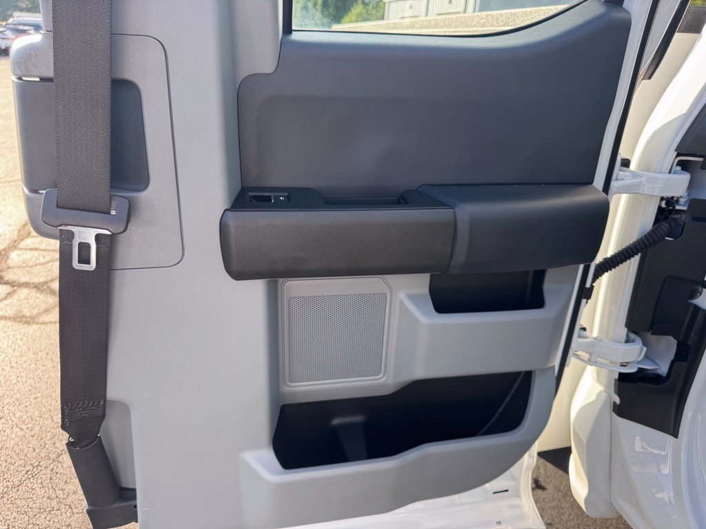 Used 2023 Ford F250 XL w/ XL Chrome Package RWD image 21