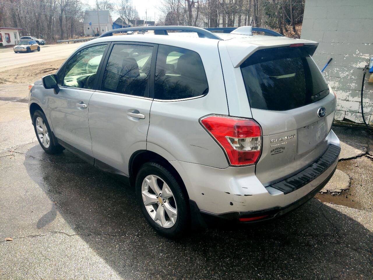 Used 2016 Subaru Forester 2.5i Limited image 4