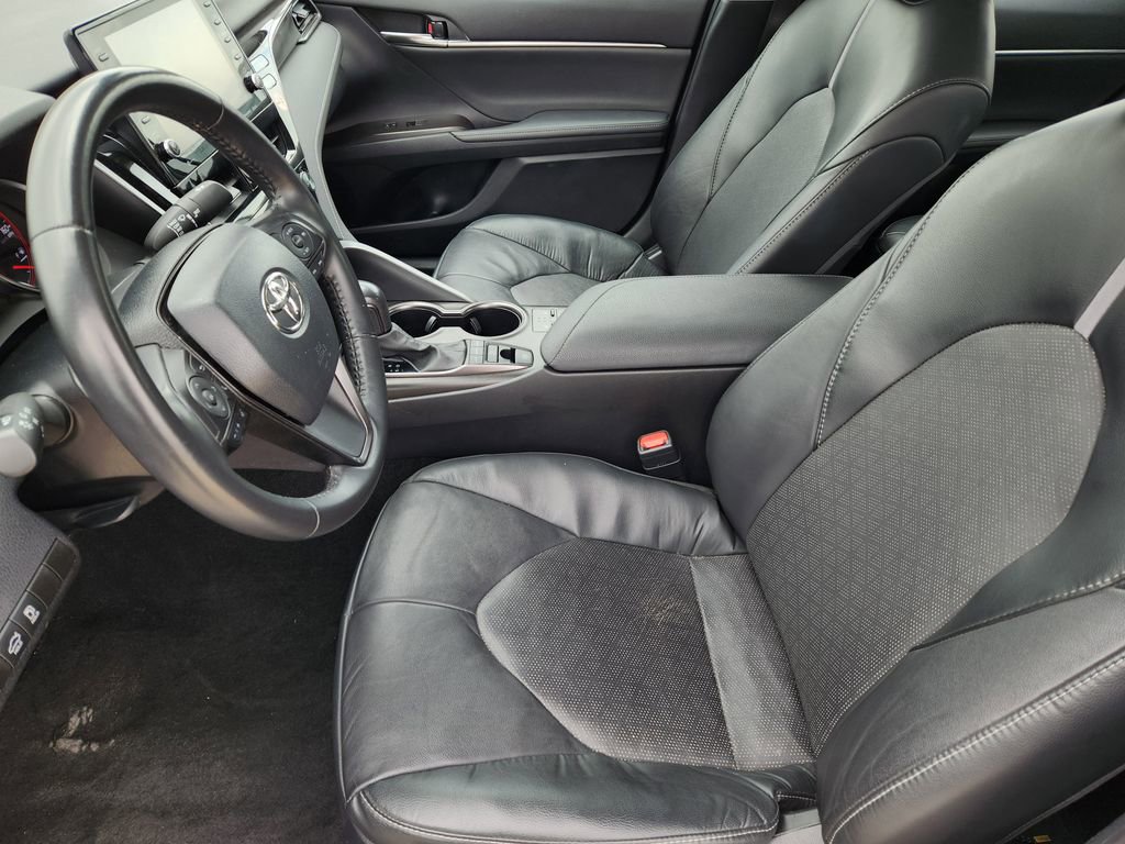 Used 2024 Toyota Camry XSE FWD image 18