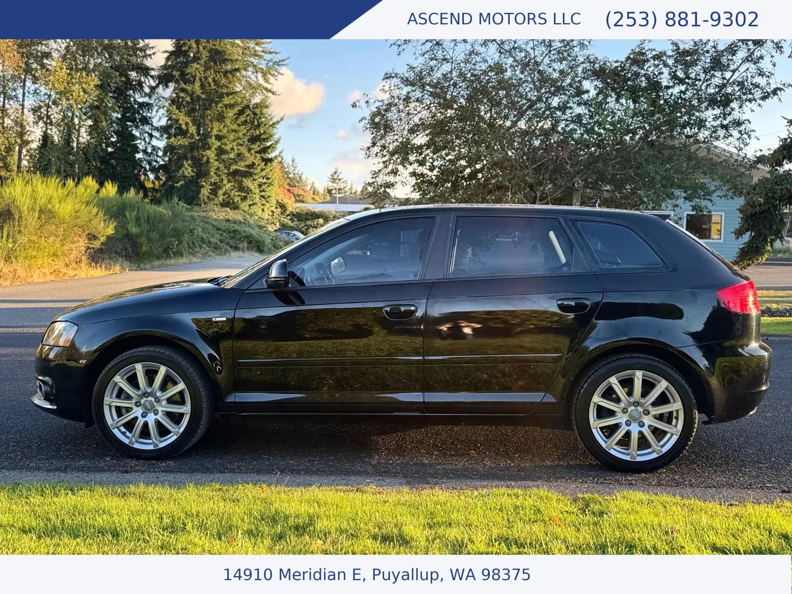 Used 2010 Audi A3 2.0T Premium Plus w/ Premium Plus Package FWD image 2
