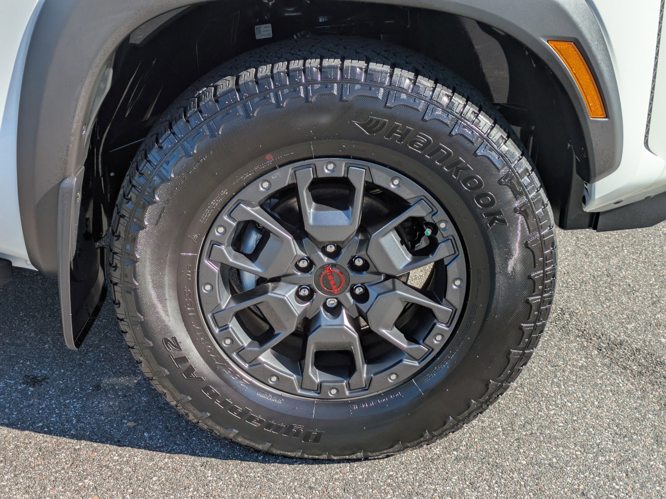 Certified 2024 Nissan Frontier PRO-4X w/ Pro Premium Package image 11